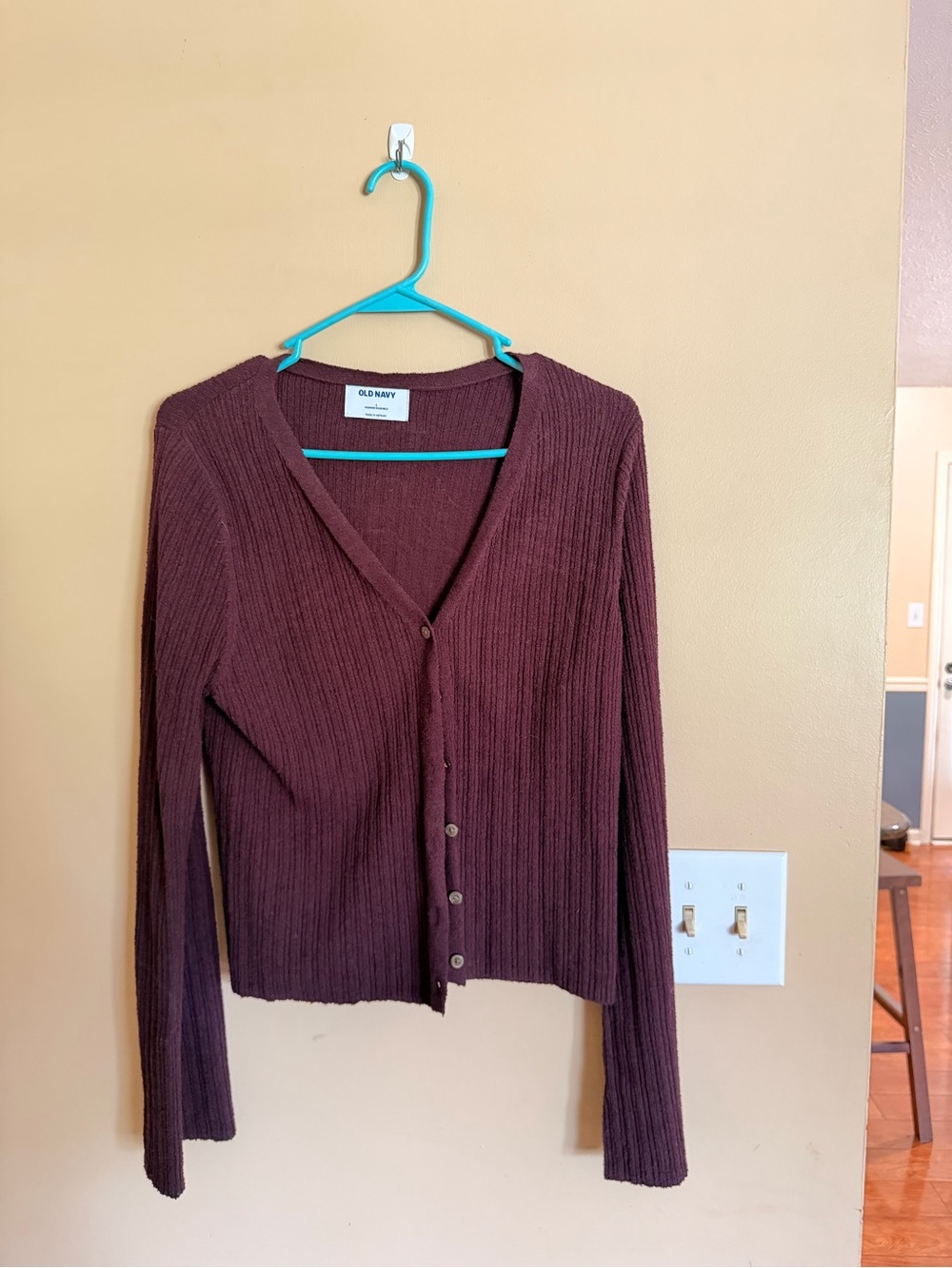 Old Navy Women's Ribbed Button-Front Cardigan - Maroon